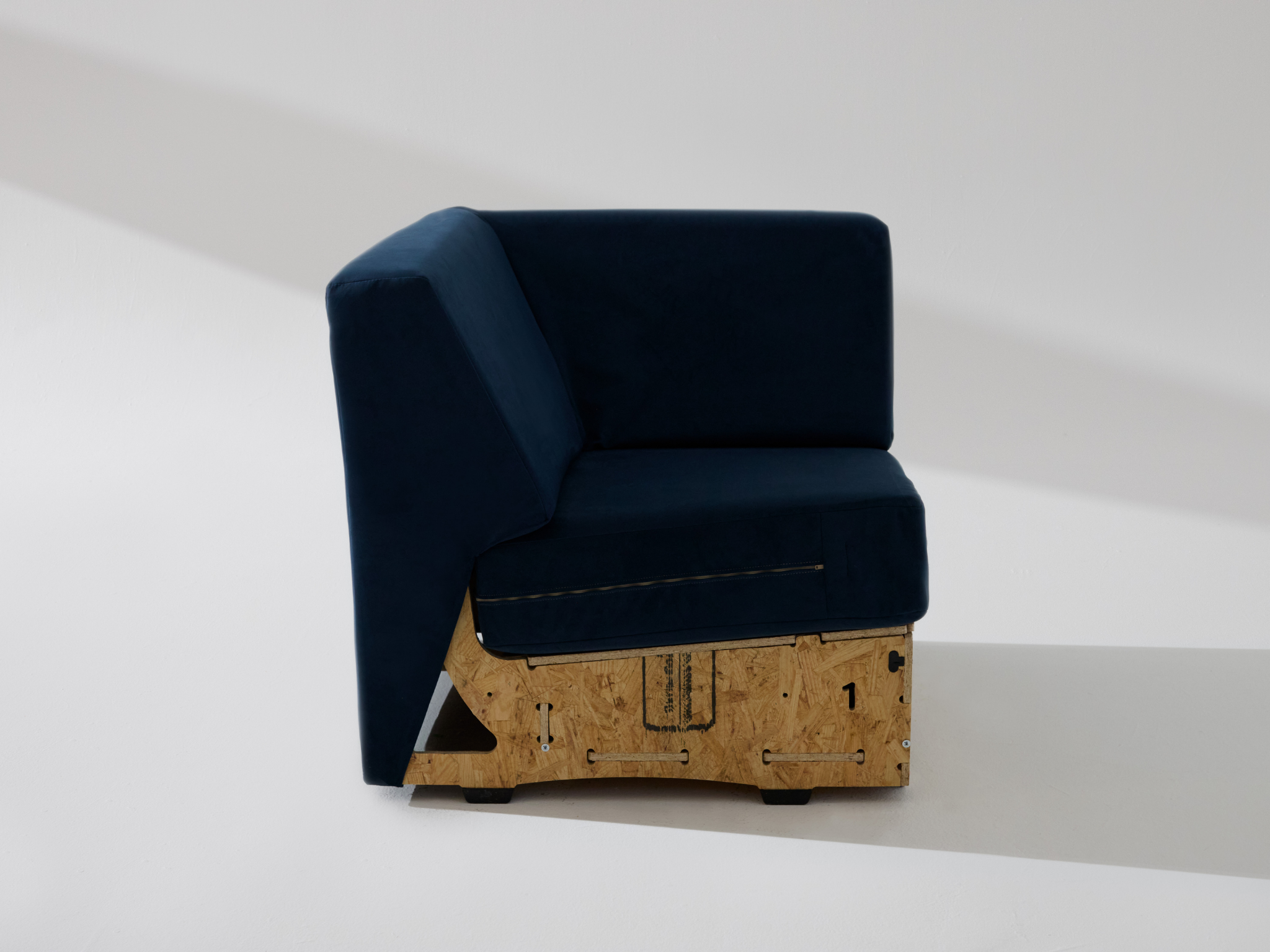 The Built Smooth (Foam Back) Corner Unit